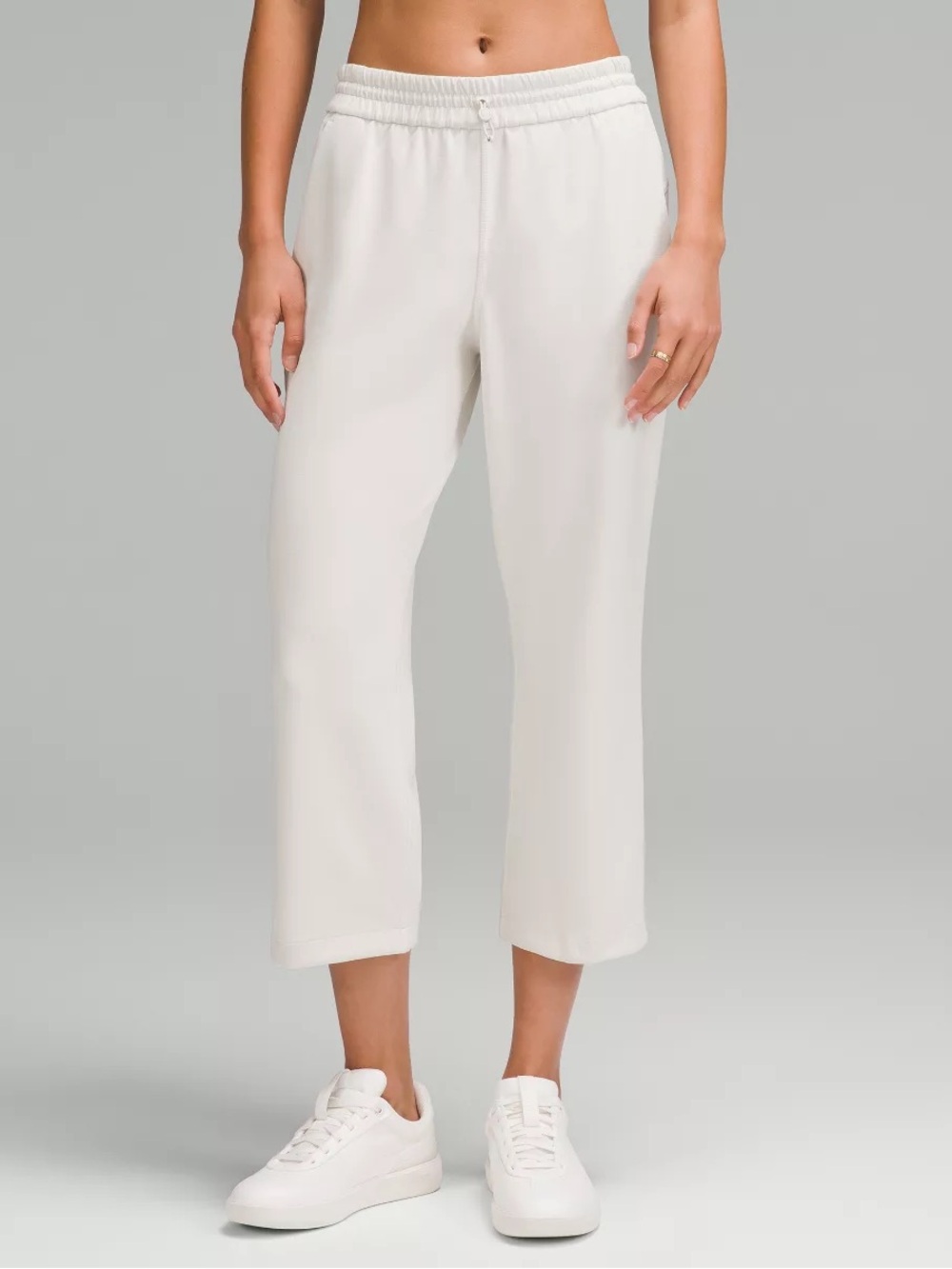 NWOT Lululemon Softstreme High-Rise Straight-Leg Cropped Pant